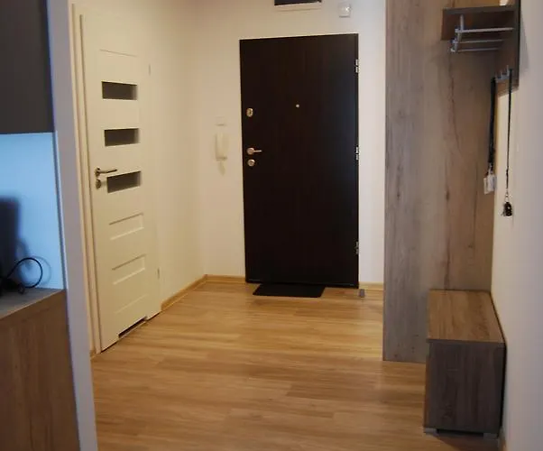 Appartement Spring & Summer Polanki Park